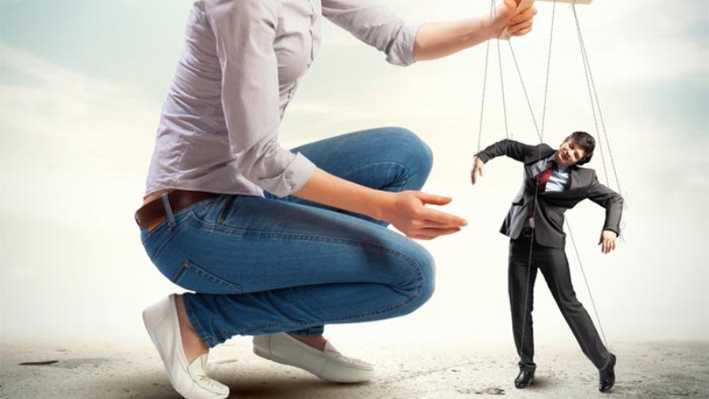 How Women Manipulate Men